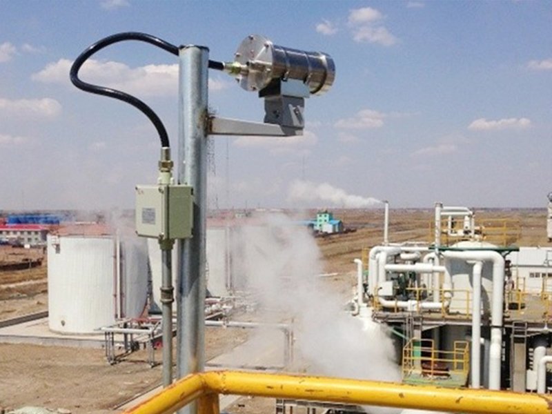 Explosion-proof cameras in oil and gas sites
