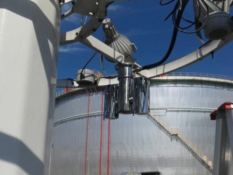 LNG safety monitoring with thermal and dual-spectrum keywords